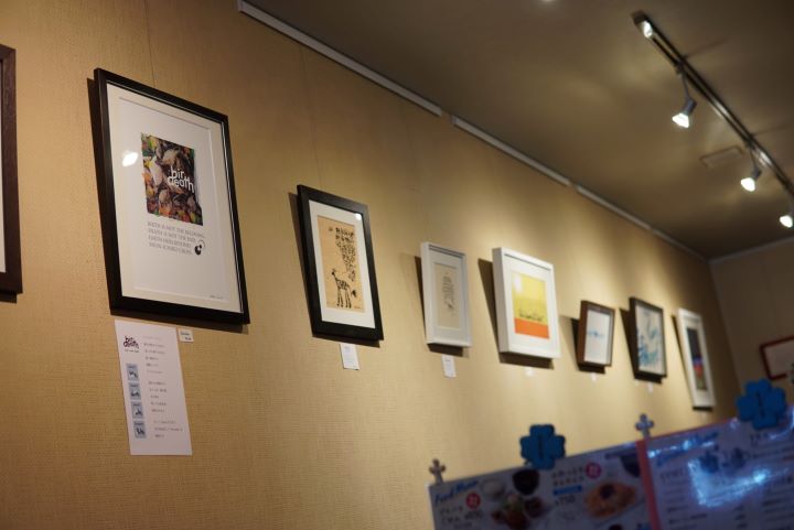 鈴木町にあるカフェジミーズパラダイスのギャラリー展示